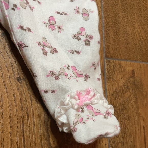 Little Me | Long Sleeve Footed One-Piece | Bird & Flower | Infant Girls | 3 M - Picture 5 of 6